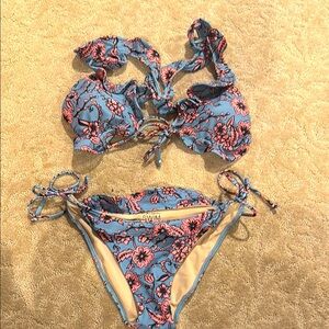 For love and lemons swim bikini set size small perfect condition